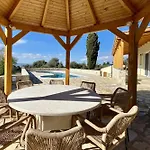 Velanidia In Drapanos Villa La Canée
