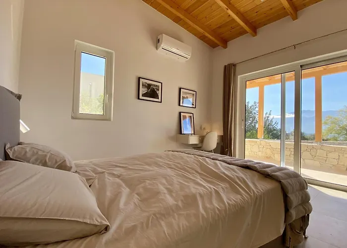 Velanidia In Drapanos Hriszí Aktí Haniá