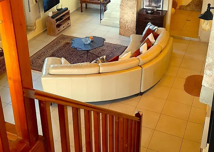 Velanidia In Drapanos