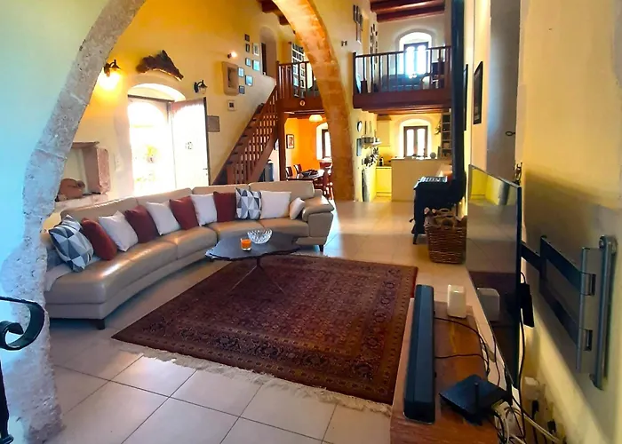 Velanidia In Drapanos Villa