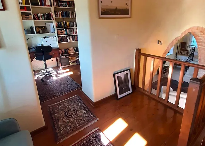 Velanidia In Drapanos *