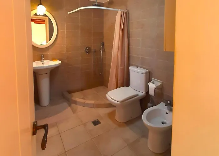 Velanidia In Drapanos *