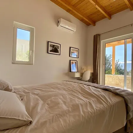 Velanidia In Drapanos Χανιά