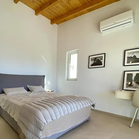 Velanidia In Drapanos * Χανιά