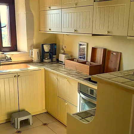 Velanidia In Drapanos